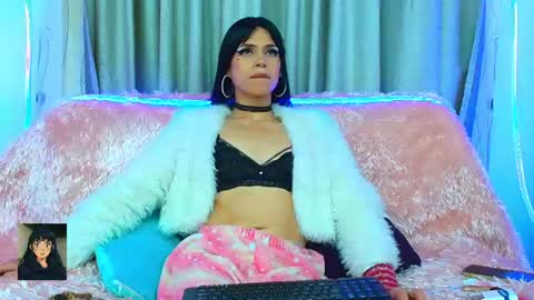 Klhoe Carter 3 online show from July 18, 1:51 am