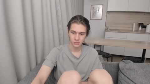 Adam online show from October 3, 1:19 pm