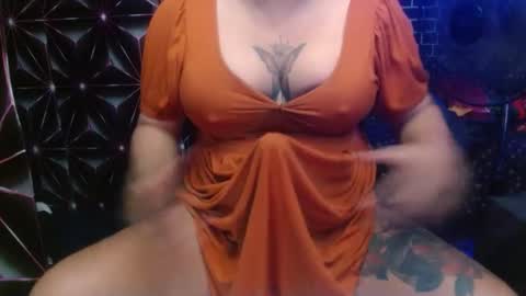  i am trixie im Your Selfsucking Mistress  online show from February 23, 3:20 am