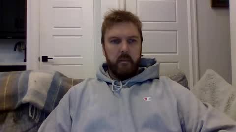 123holt123 online show from November 12, 8:11 pm