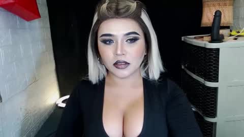 sexy kia online show from February 18, 1:05 am