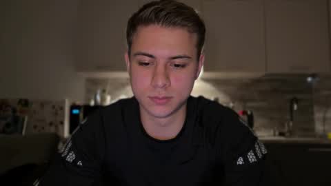 Lance online show from October 27, 4:40 pm