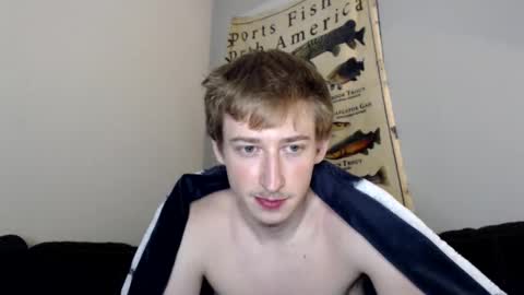 Snapshot of 18str8igcock chatting on October 23, 4:47 am 18str8igcock online show from October 23, 4:47 am