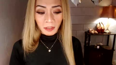 angel online show from March 25, 9:54 pm