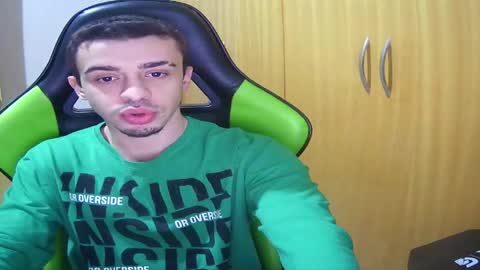 1good_vibes1 online show from May 31, 4:11 am