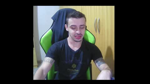 Snapshot of 1good_vibes1 chatting on October 22, 7:44 am 1good_vibes1 online show from October 22, 7:44 am