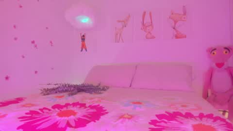 laiaa rivas online show from December 20, 3:36 am