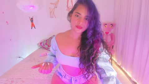 laiaa rivas online show from January 18, 4:04 am