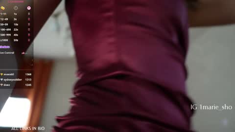 Marie online show from April 18, 7:07 pm