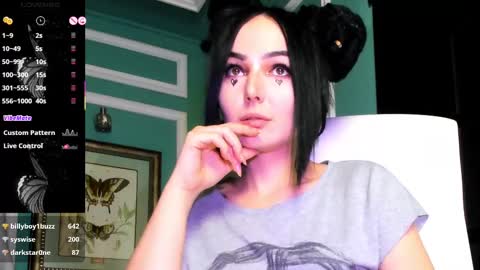 Moona  online show from March 8, 6:58 pm