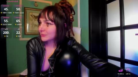 Moona  online show from November 26, 11:18 am