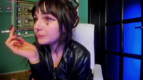 Moona  online show from November 22, 4:49 pm