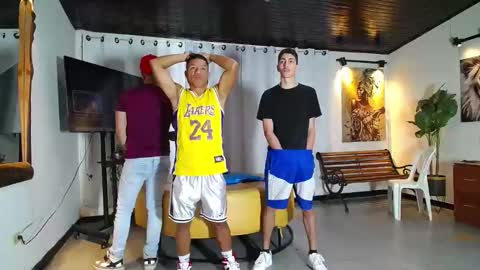 pushman online show from April 7, 11:45 am