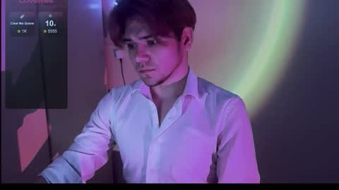 1roberttt online show from October 8, 9:32 pm