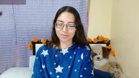 paola online show from November 12, 12:46 am