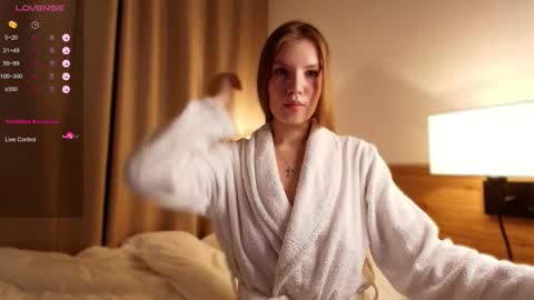 VICTORIA online show from December 16, 1:02 am