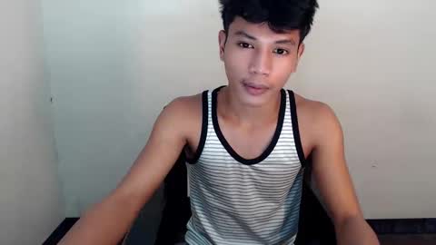 Snapshot of 1sweetloverxx chatting on October 18, 11:47 am 1sweetloverxx online show from October 18, 11:47 am