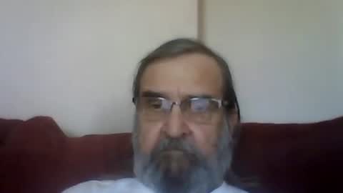 1valentine online show from May 11, 7:11 pm