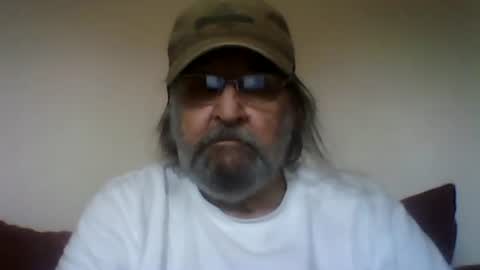 1valentine online show from May 4, 6:58 pm