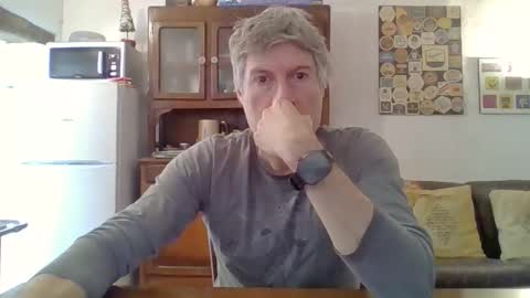 22esserre online show from February 11, 3:05 pm