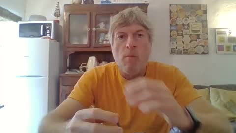 22esserre online show from October 9, 11:05 am