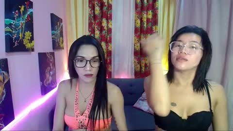 Snapshot of 2sexxy_asiants4uxxx chatting on January 29, 3:33 am Kate online show from January 29, 3:33 am