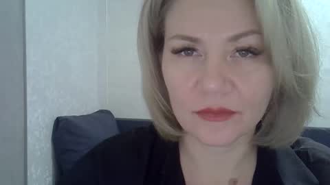 Snapshot of 3susie chatting on October 15, 9:10 am 3susie online show from October 15, 9:10 am