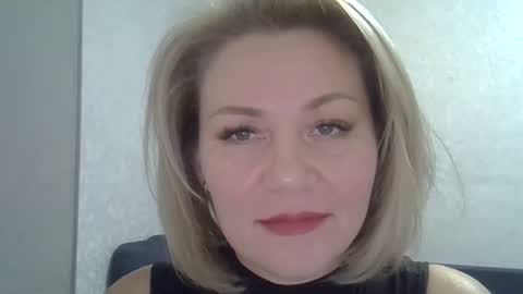 Snapshot of 3susie chatting on October 19, 10:09 am 3susie online show from October 19, 10:09 am