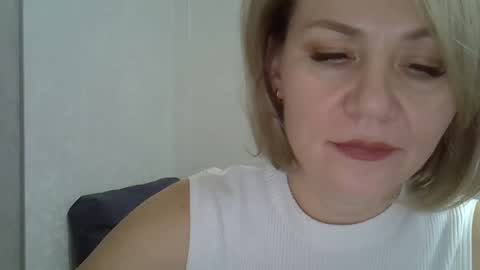 Snapshot of 3susie chatting on October 12, 10:41 am 3susie online show from October 12, 10:41 am