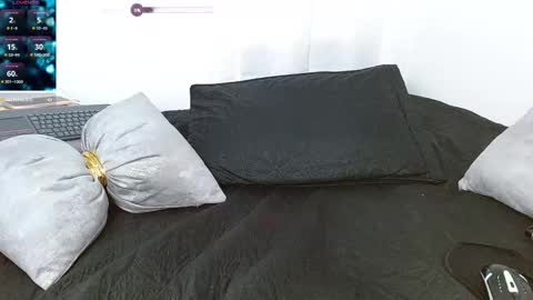 493ashlyfoxx online show from March 11, 4:51 am