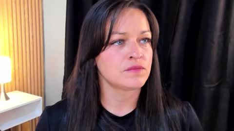 Snapshot of 4ngel_greey chatting on September 17, 9:29 pm ... .     Angel     . ... online show from September 17, 9:29 pm