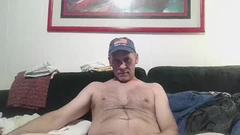 Snapshot of 4nuf chatting on February 12, 9:01 pm 4nuf online show from February 12, 9:01 pm