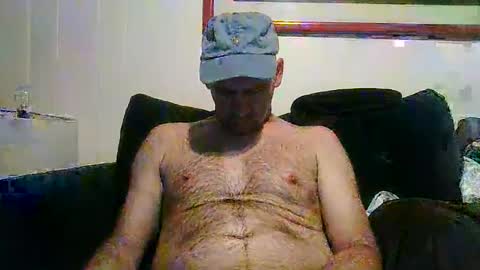 Snapshot of 4nuf chatting on October 8, 8:15 pm 4nuf online show from October 8, 8:15 pm