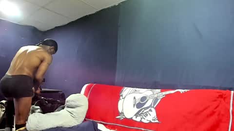 Tettaz GetitJusy4ya online show from December 10, 9:00 pm