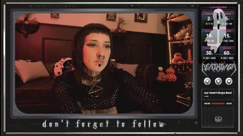 Juune online show from October 18, 6:23 pm