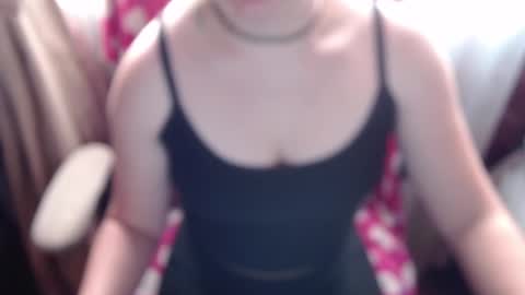 SHANNON online show from October 24, 7:03 pm