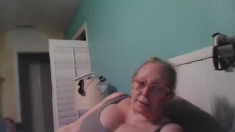 Corianna online show from September 15, 9:00 am