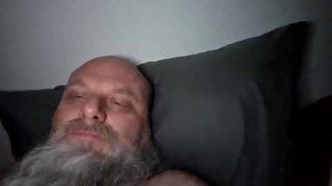 69singledad79 online show from May 31, 2:43 am