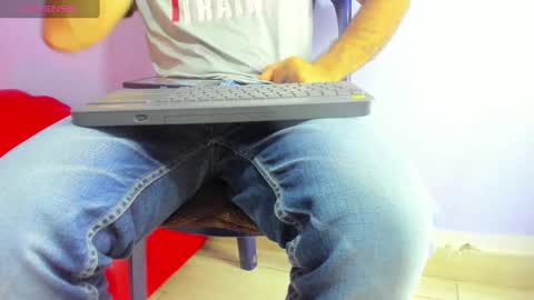 Snapshot of 6_bunny_9 chatting on February 17, 12:43 am Celeste online show from February 17, 12:43 am