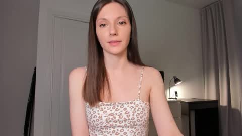 Anna online show from January 10, 8:03 pm