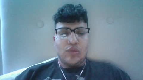 Snapshot of 99_butterfly_boy99 chatting on January 7, 5:12 am Butterfly boy online show from January 7, 5:12 am