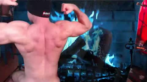 9 fat inches online show from February 21, 10:57 pm