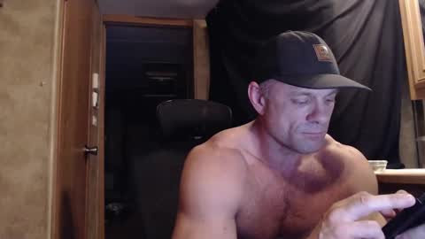 9 fat inches online show from September 17, 12:47 am