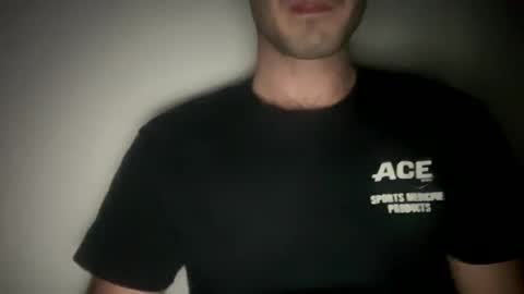 9thislandd online show from December 3, 5:38 pm