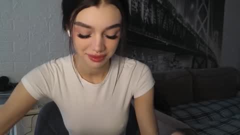 KARINA online show from December 14, 10:10 am