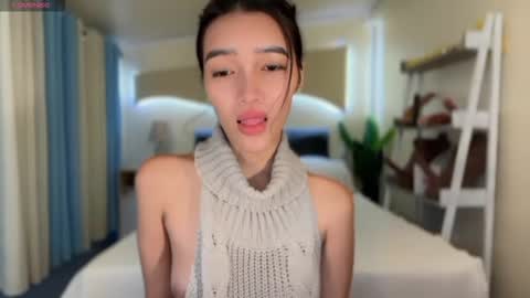 Snapshot of _agatha69_ chatting on October 10, 5:13 am agatha online show from October 10, 5:13 am