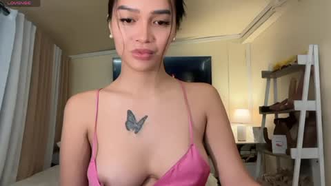 agatha online show from June 3, 10:51 am
