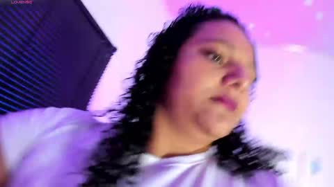 _aithanaa_ online show from April 11, 8:57 pm