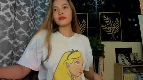 Snapshot of _alexa14 chatting on February 12, 7:02 am Alexa14 online show from February 12, 7:02 am