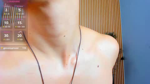 Snapshot of _alexander_gold chatting on October 4, 11:13 pm Alexander online show from October 4, 11:13 pm